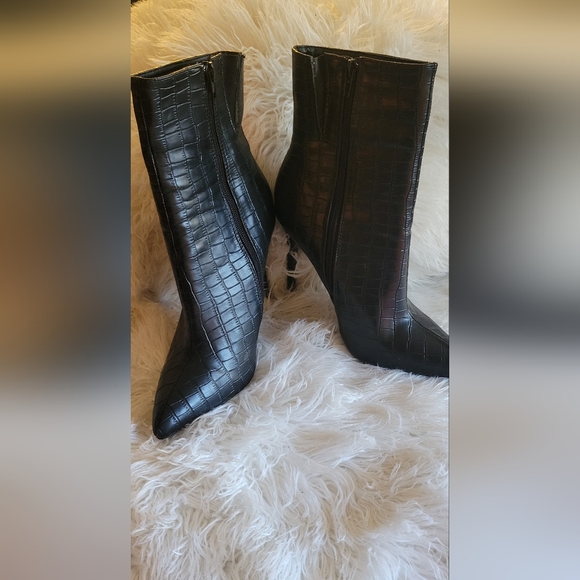 Fashion Nova Faux Leather Boots - Picture 4 of 4